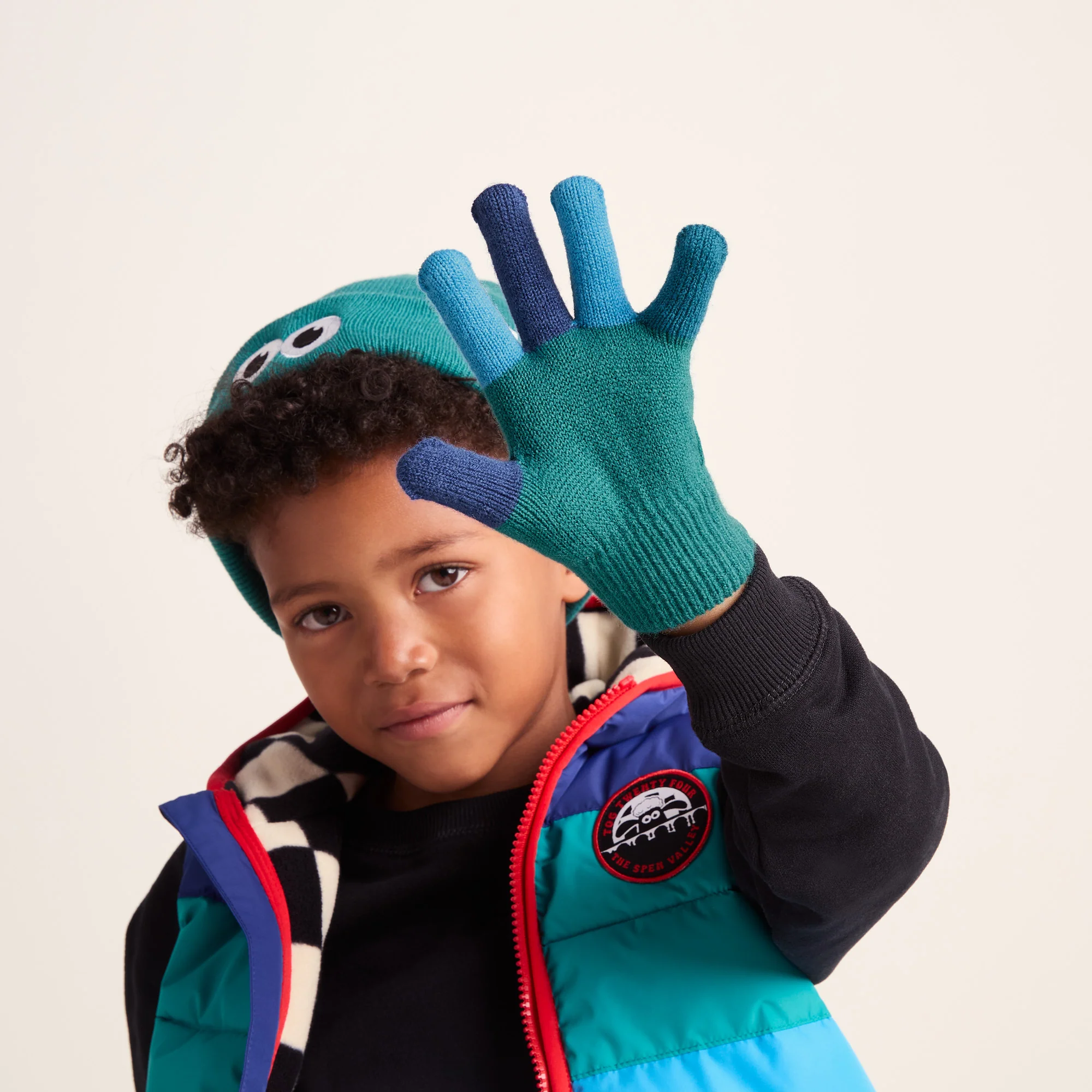 Adal Kids Shaun the Sheep Knit Gloves - Jungle Green - Image 2