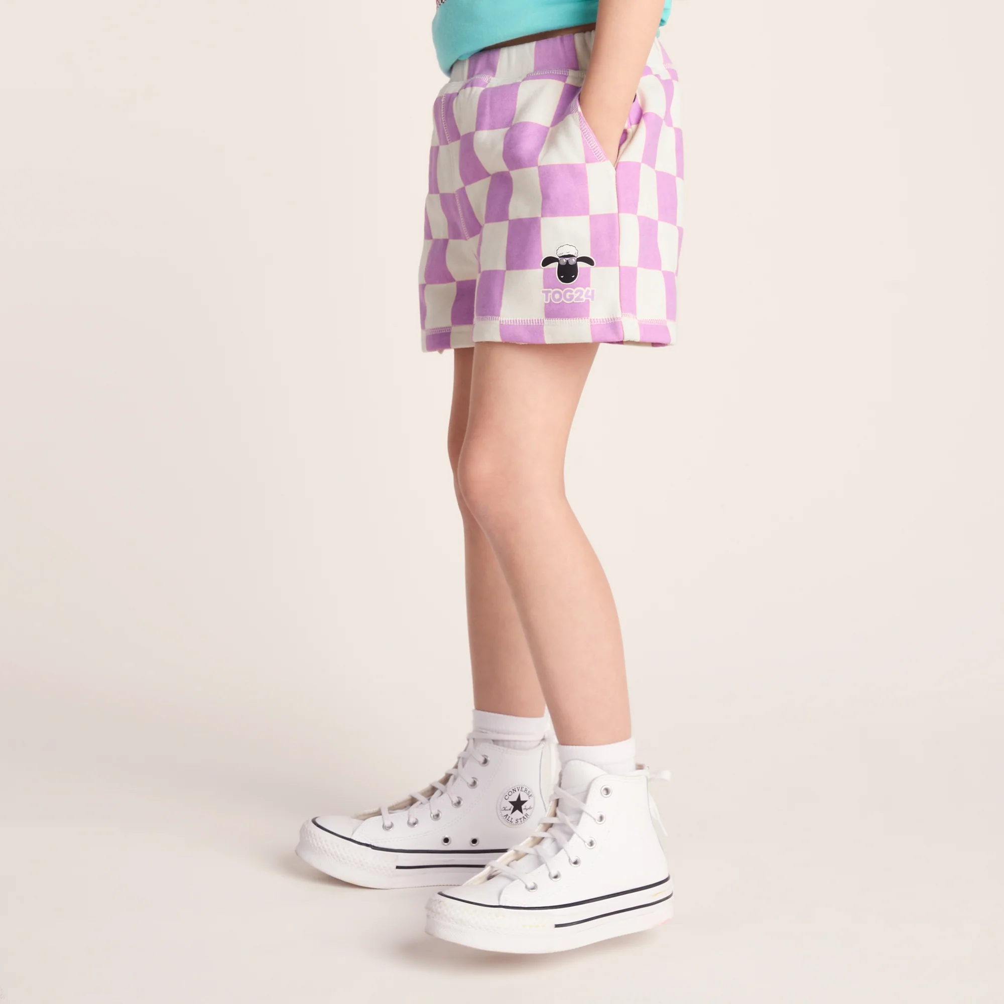 Afrino Kids Shaun the Sheep Sweatshort - Liliac Haze/Woolly Checkerboard - Image 5
