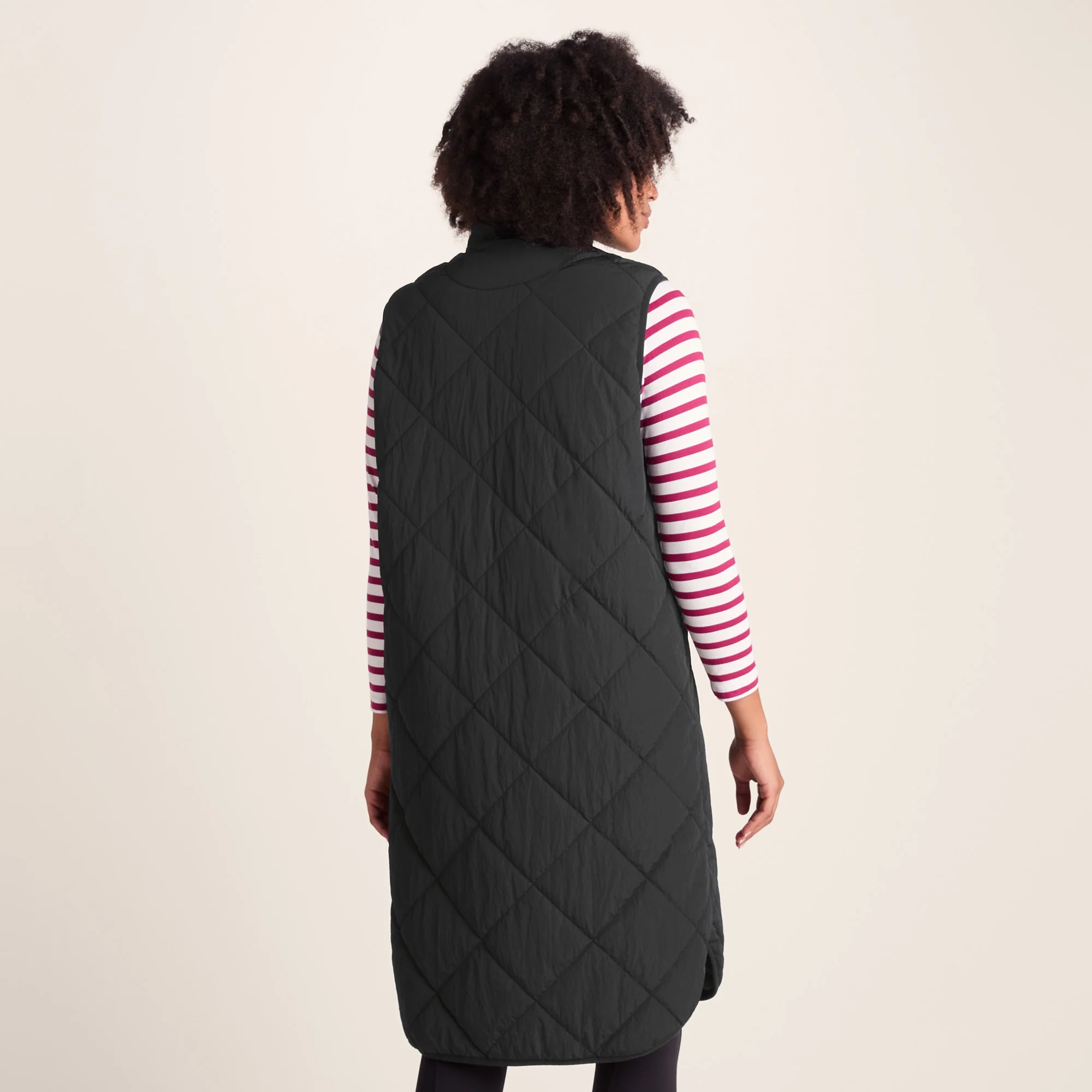 Anda Womens Shower Resistant Insulated Gilet - Black - Image 3