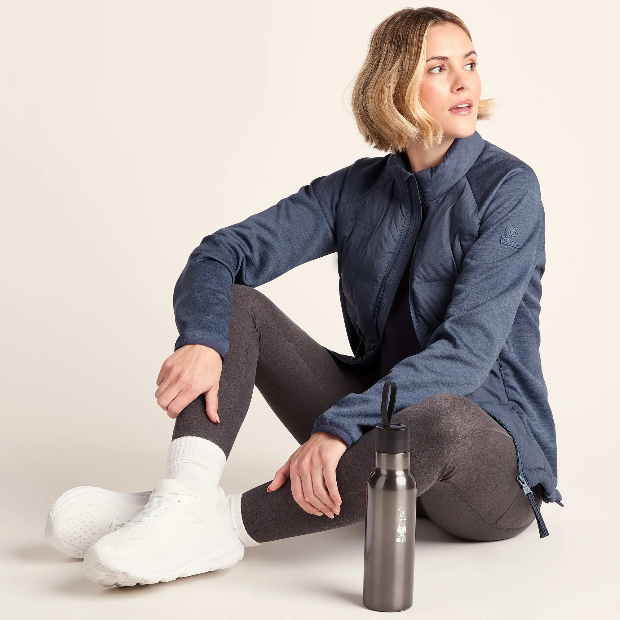 Arna Womens Lightweight Insulated Hybrid Jacket - Smokey Blue - Image 4