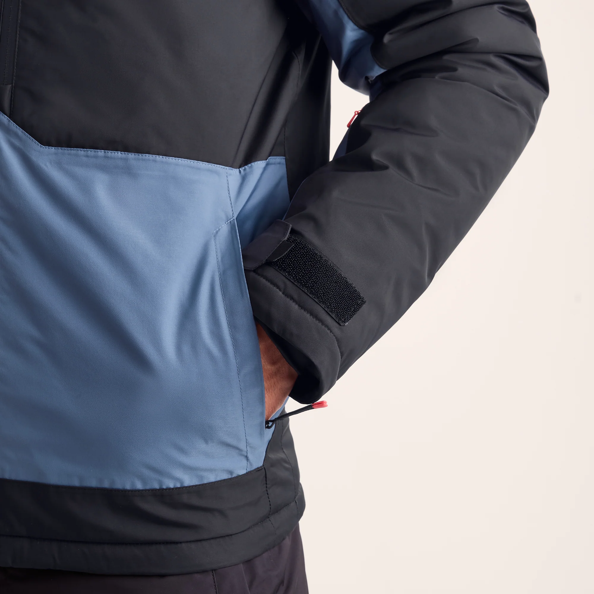 Avoriaz Mens Performance Waterproof Insulated Ski Jacket - Black/Fjord Blue - Image 8