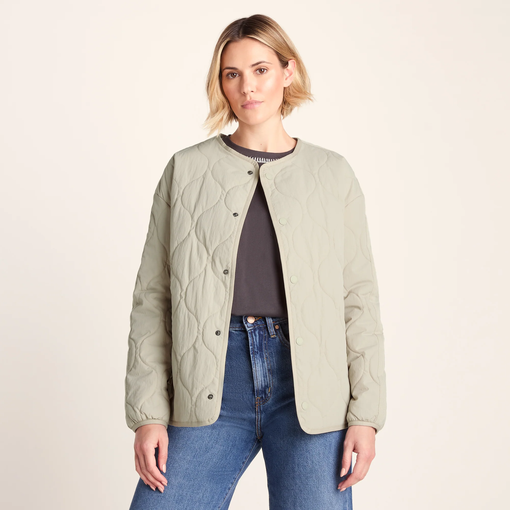 Cleadon Womens Relaxed Fit Shower Resistant Lightweight Insulated Jacket - Cool Beige