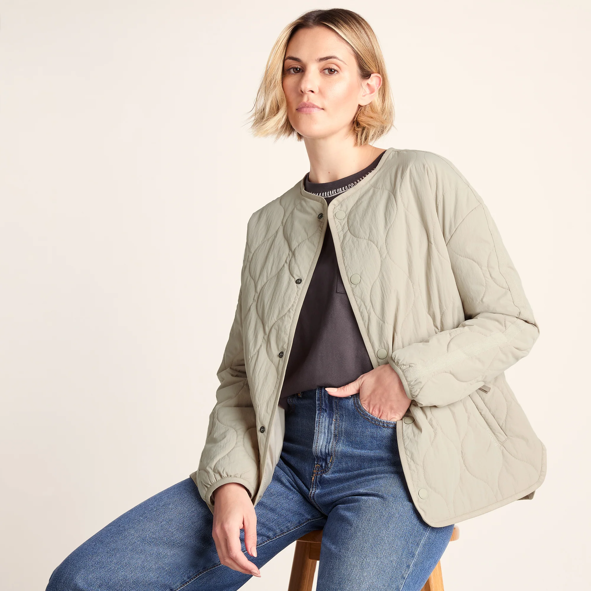 Cleadon Womens Relaxed Fit Shower Resistant Lightweight Insulated Jacket - Cool Beige - Image 4