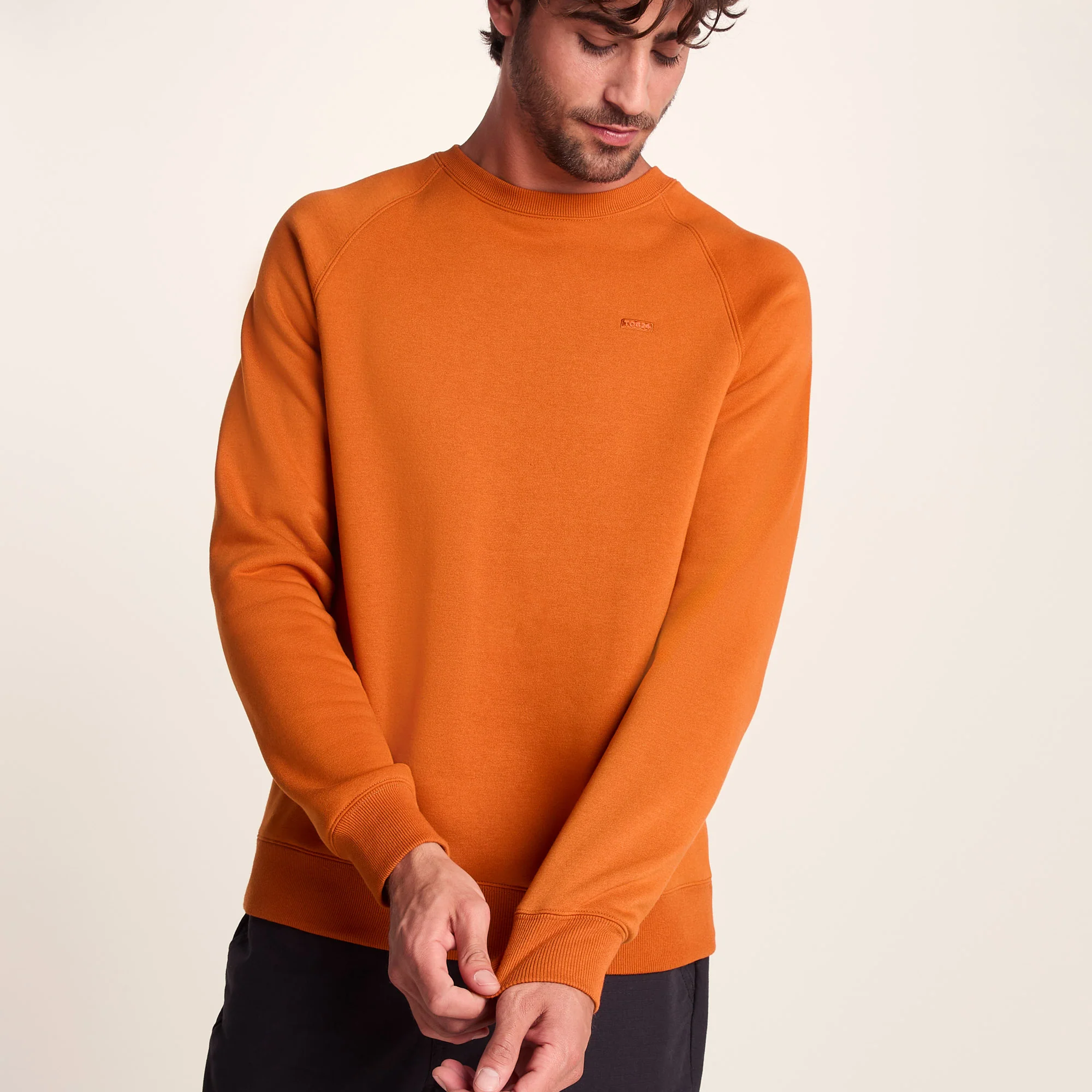 Clitheroe Mens Supersoft Raglan Sweat - Mahogany Orange - Image 9