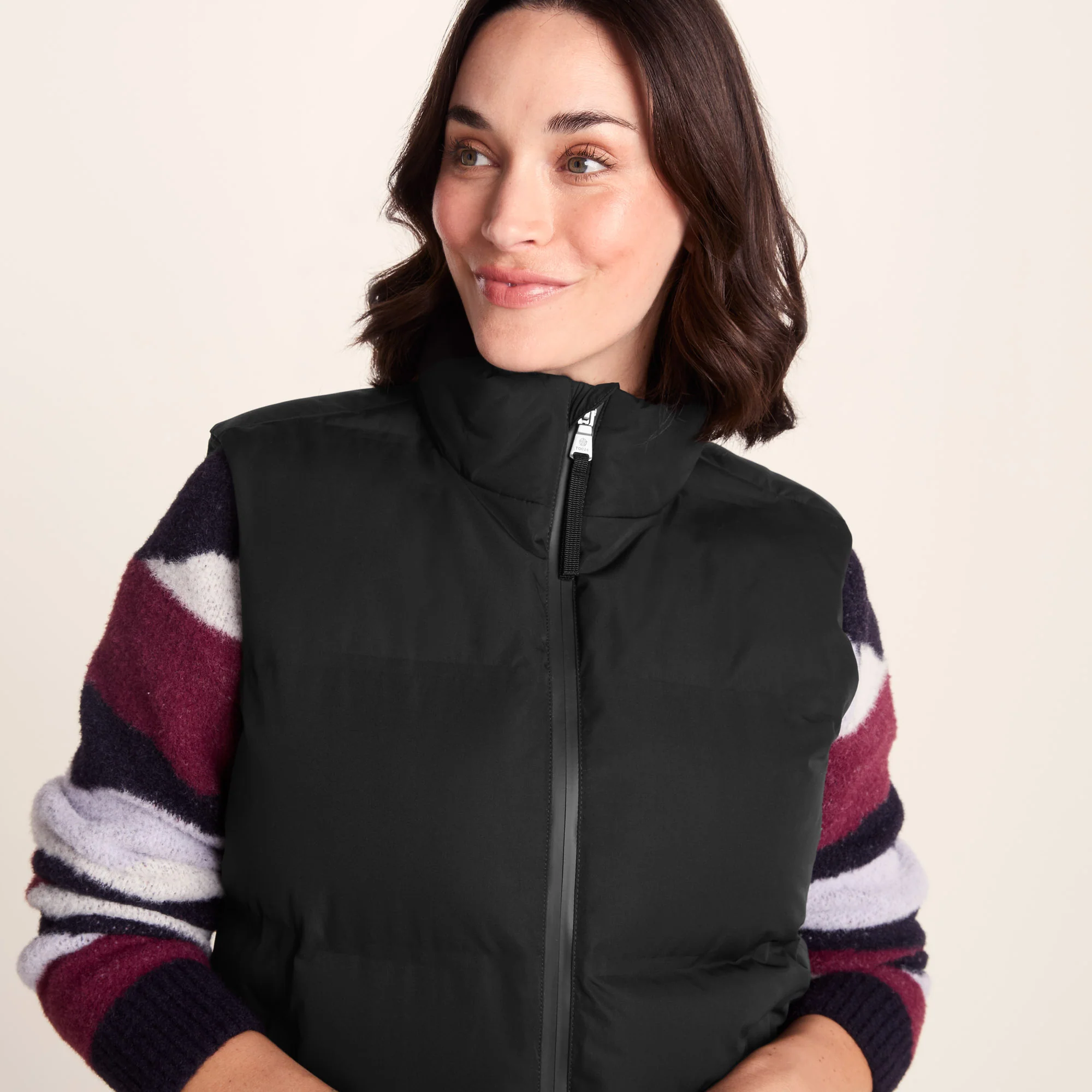 Elyna Womens Shower Resistant Insulated Gilet - Black - Image 5