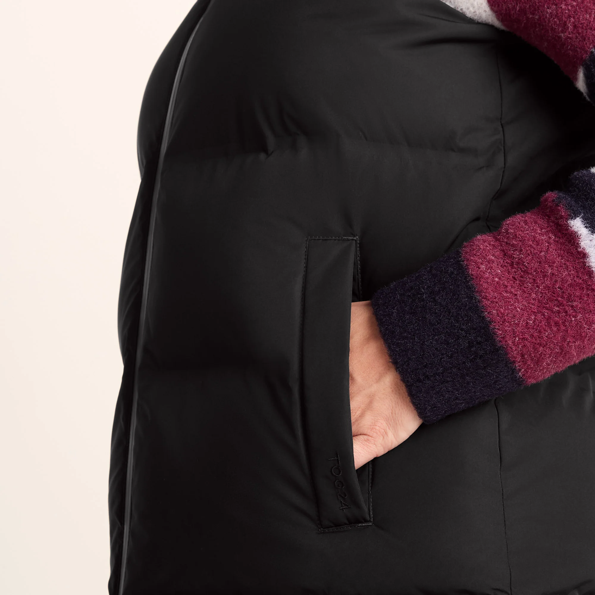 Elyna Womens Shower Resistant Insulated Gilet - Black - Image 6