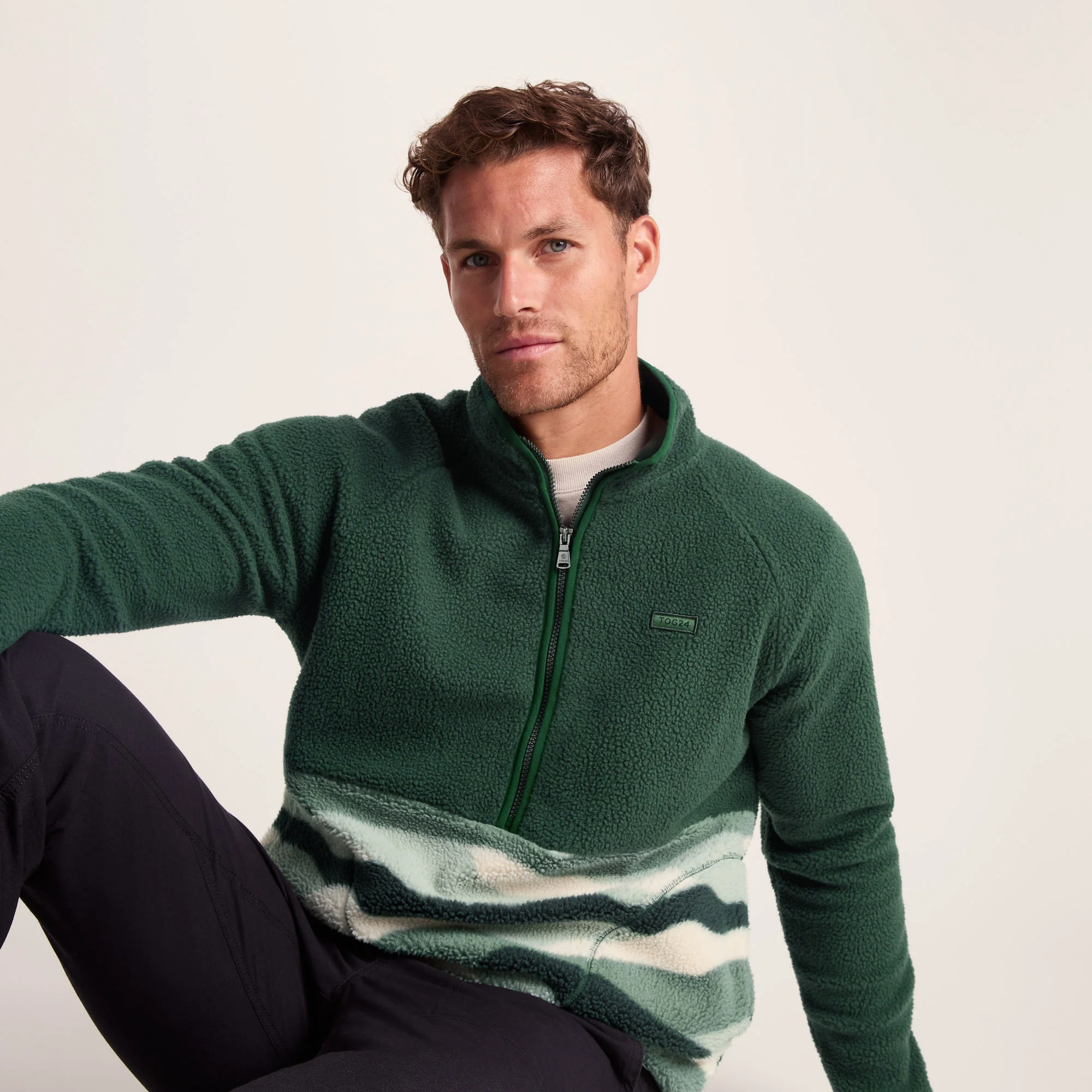 Flaxley Mens Sherpa Fleece - Racing Green Landscape Print - Image 5