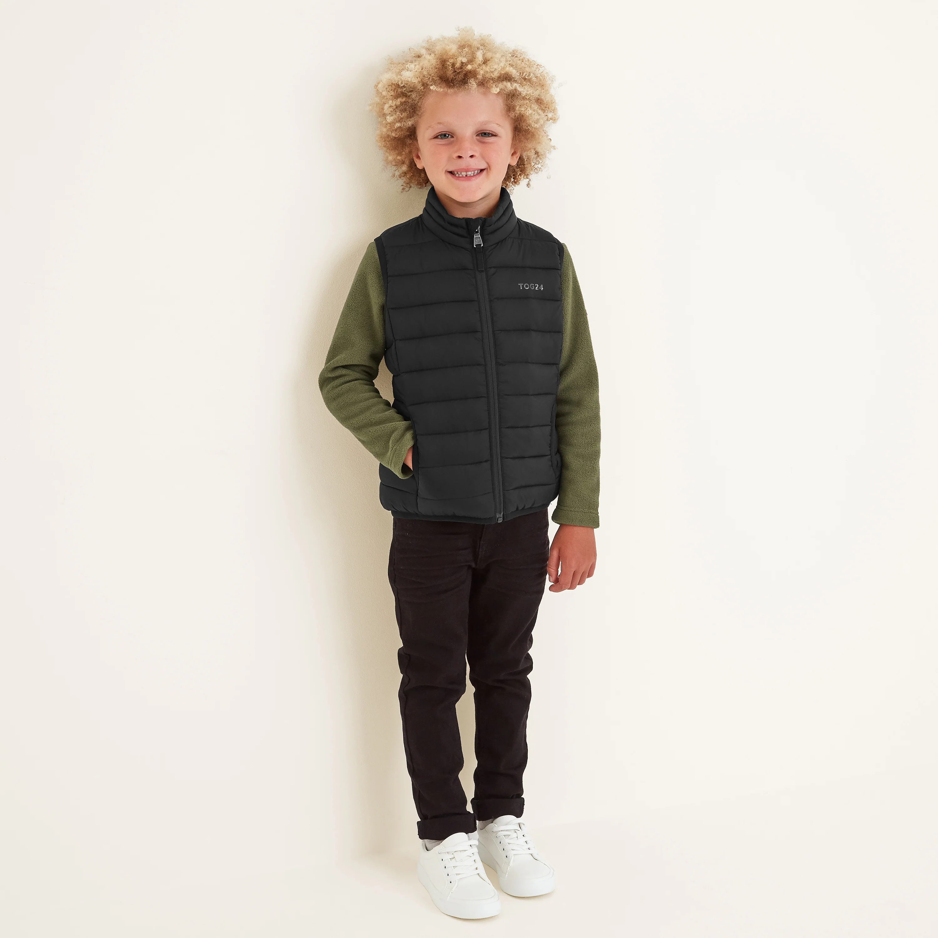 Gibson Kids Insulated Padded Gilet - Black - Image 3