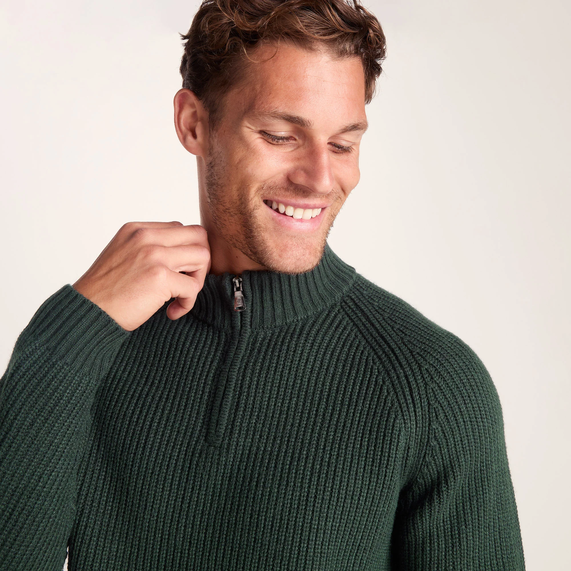 Glen Mens Chunky Knitted Zip Neck Jumper - Racing Green - Image 9