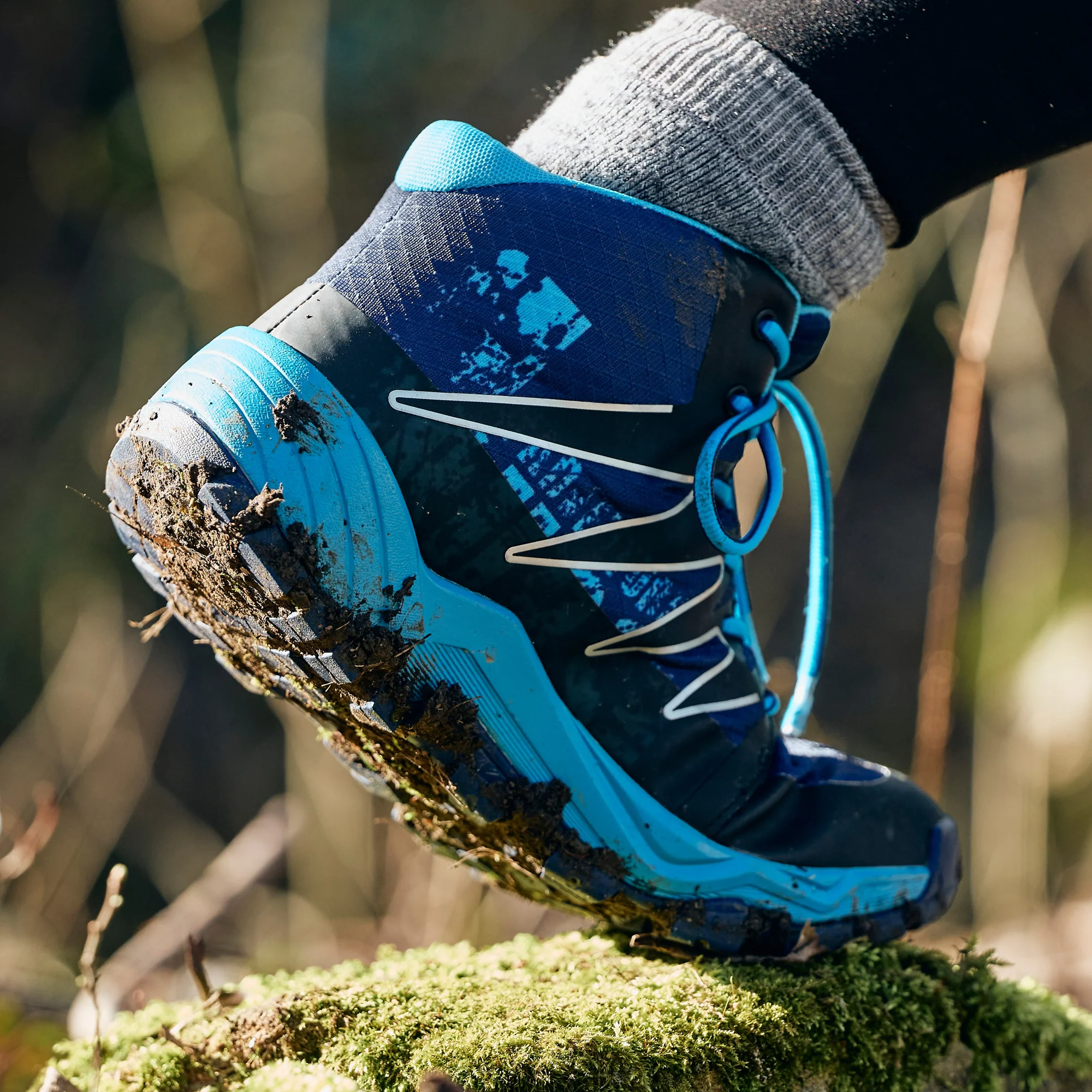 Grubs Boots Explore Unisex Walking Boots - Blue - Image 3