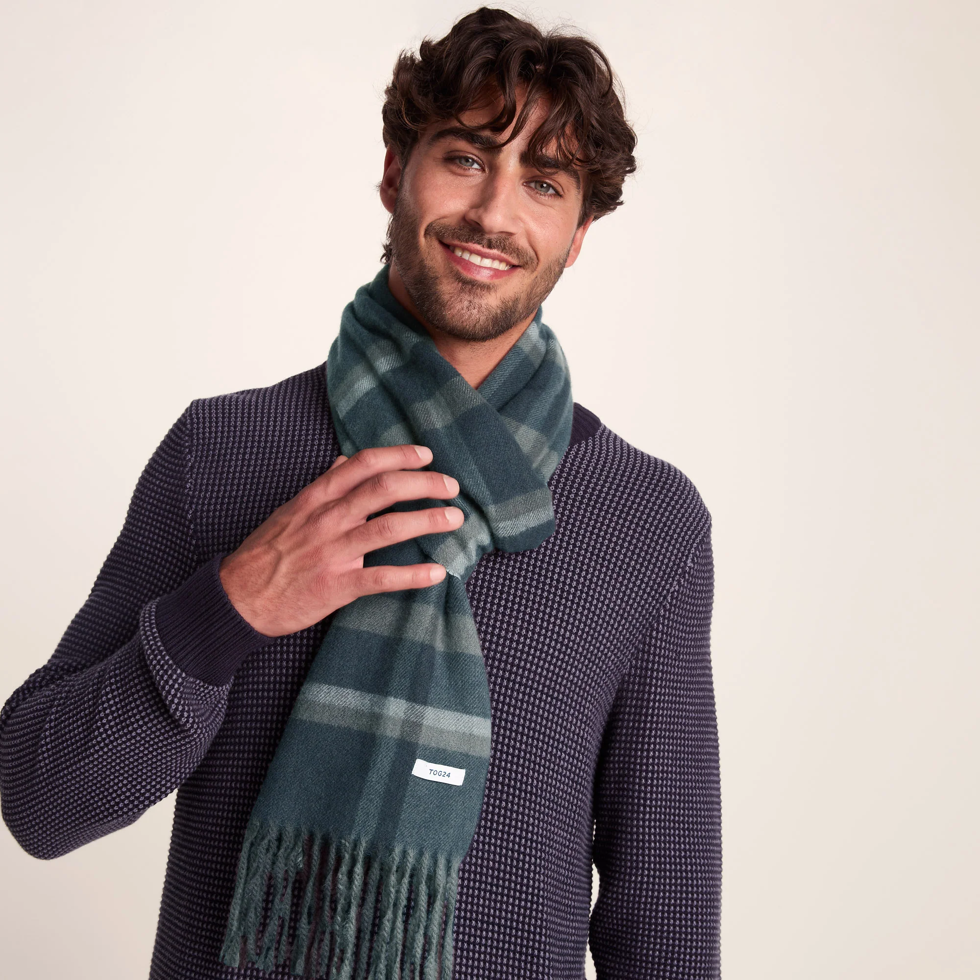 Hayner Woven Scarf - Dark Indigo - Image 4