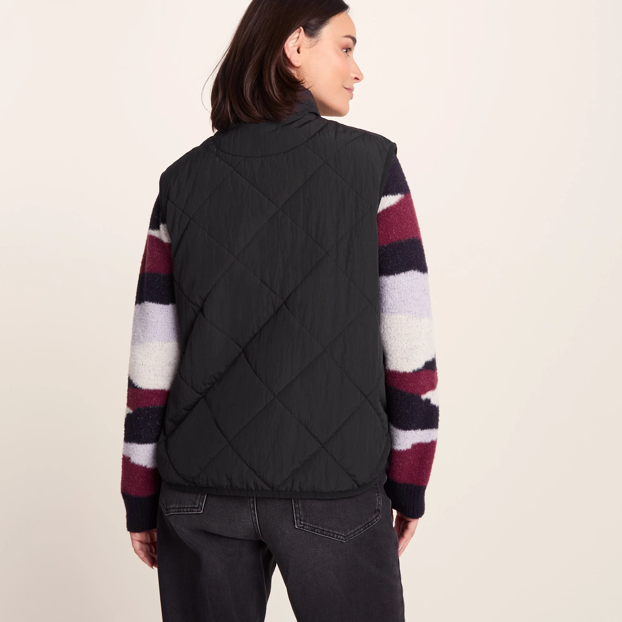 Juni Womens Relaxed Fit Shower Resistant Insulated Gilet - Black - Image 3