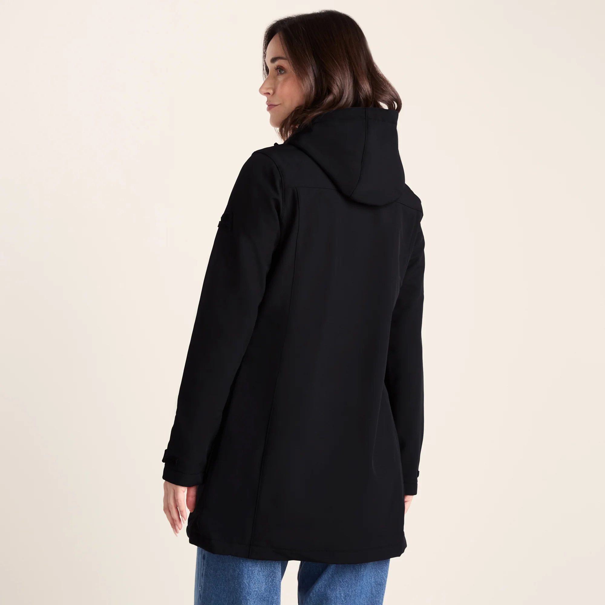 Keld Womens Long Shower Resistant Hooded Softshell Jacket - Black - Image 4