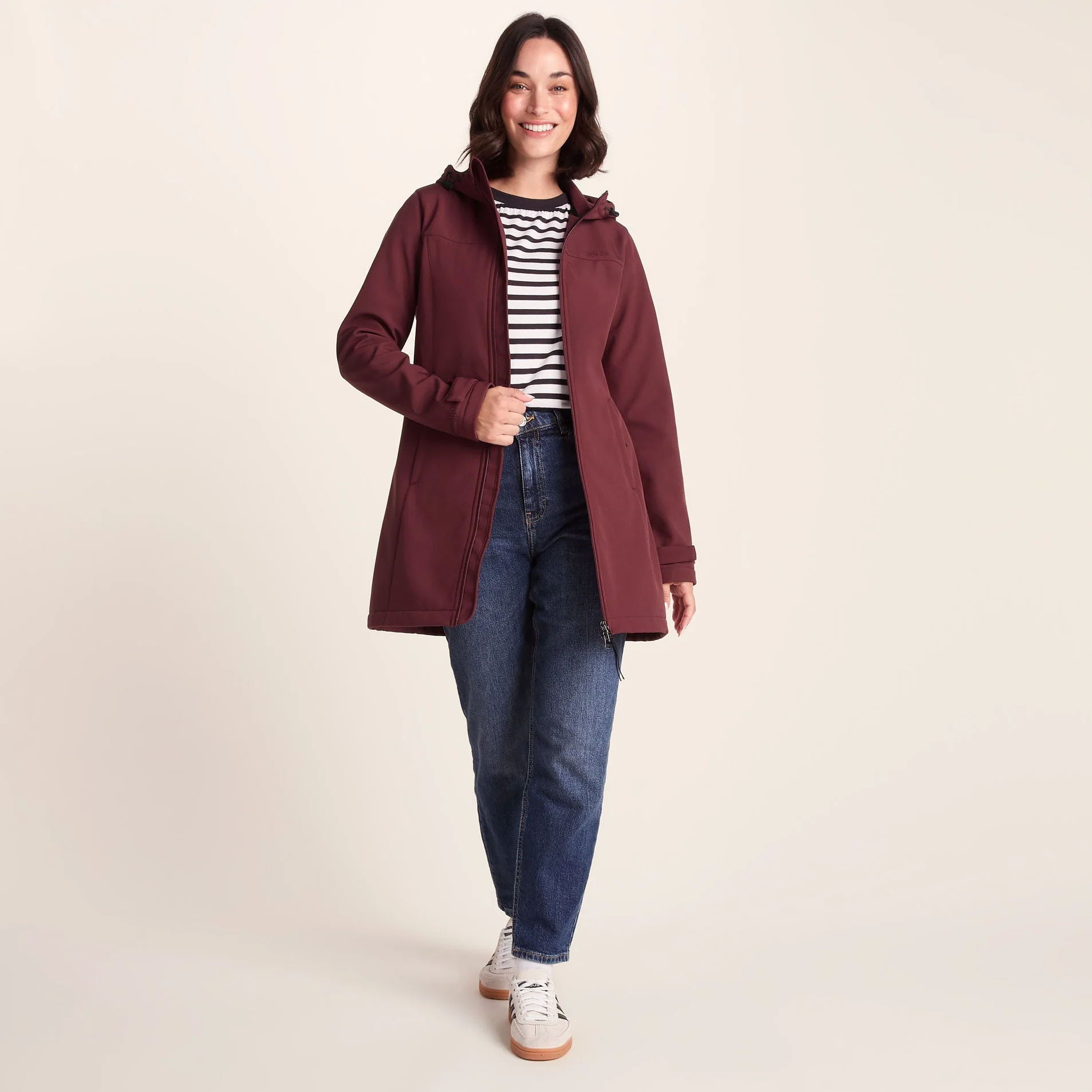 Keld Womens Long Shower Resistant Hooded Softshell Jacket - Burgundy