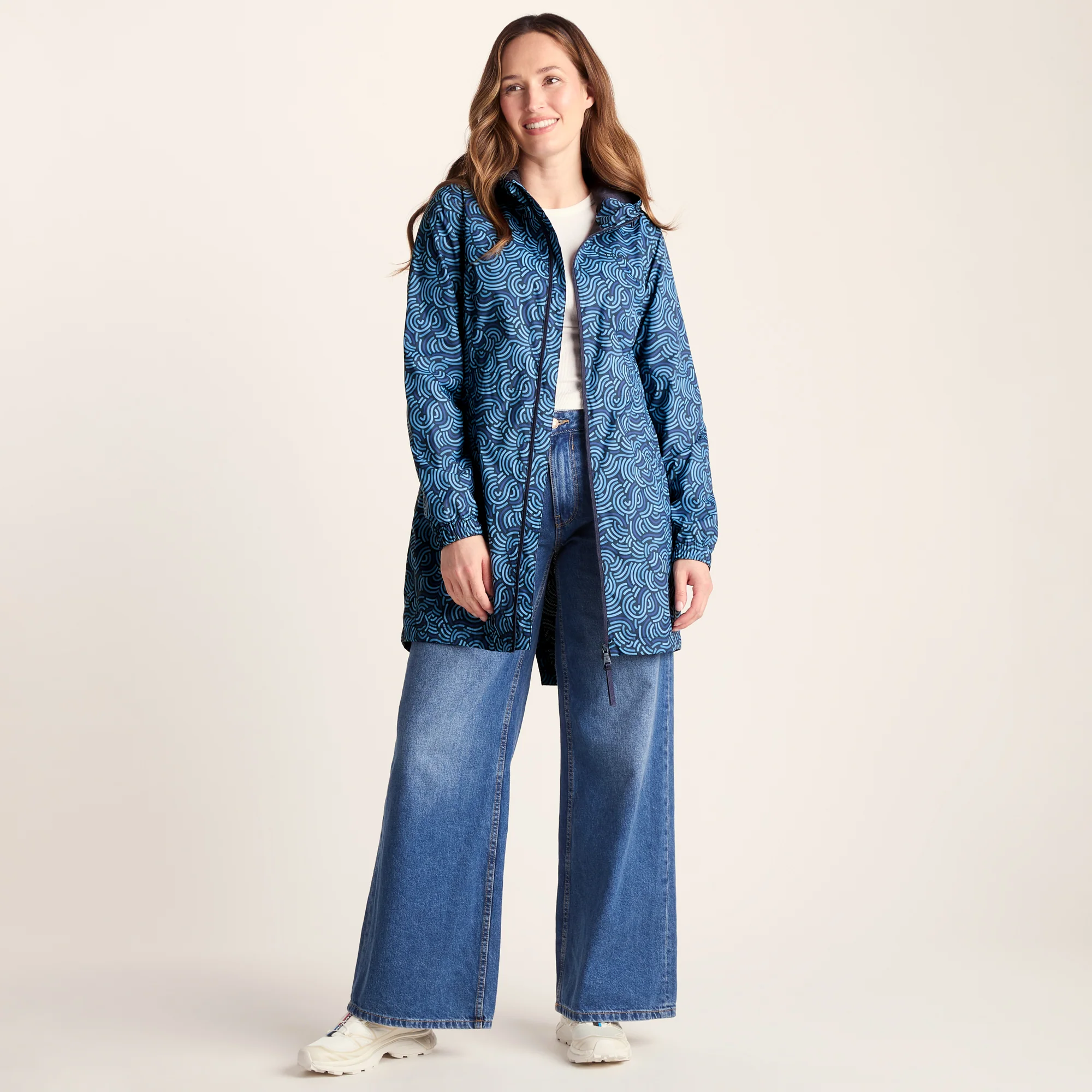 Kilnsey Womens Waterproof Jacket - Smokey Blue Wave Print - Image 2
