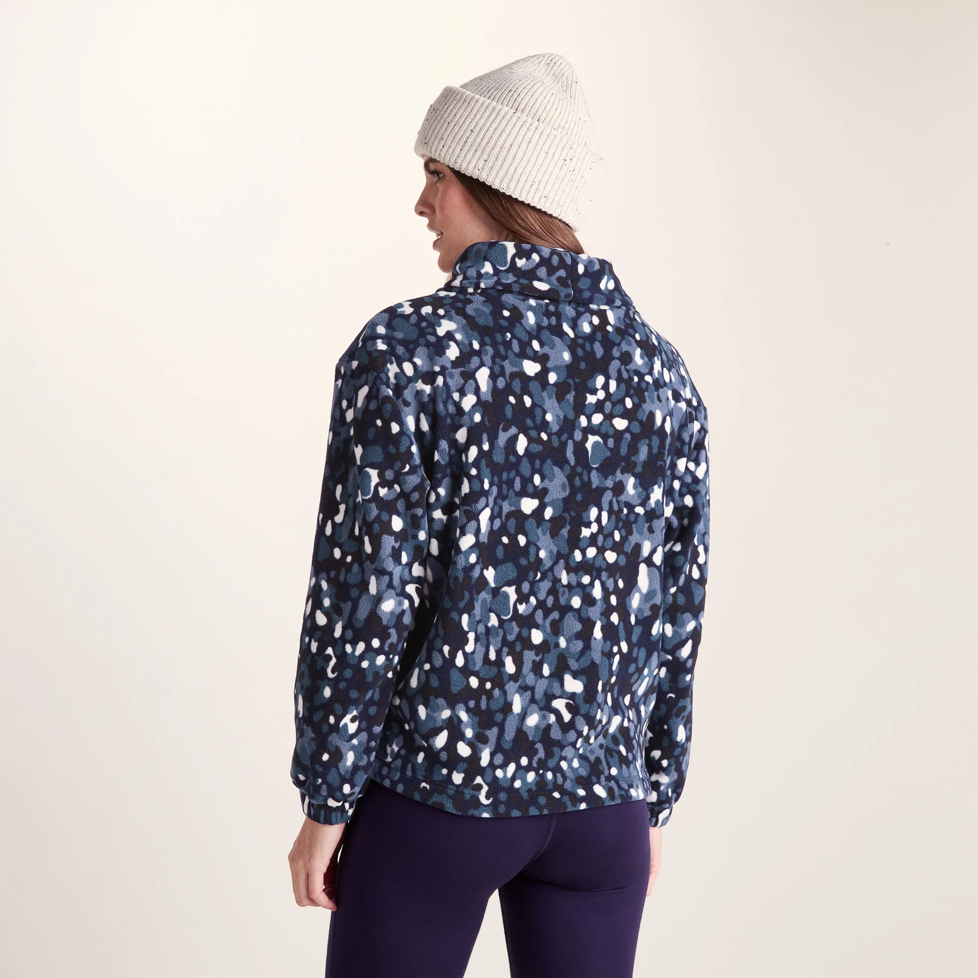 March Womens Relaxed Fit Microfleece Pullover - Oxford Blue Pebble Print - Image 3