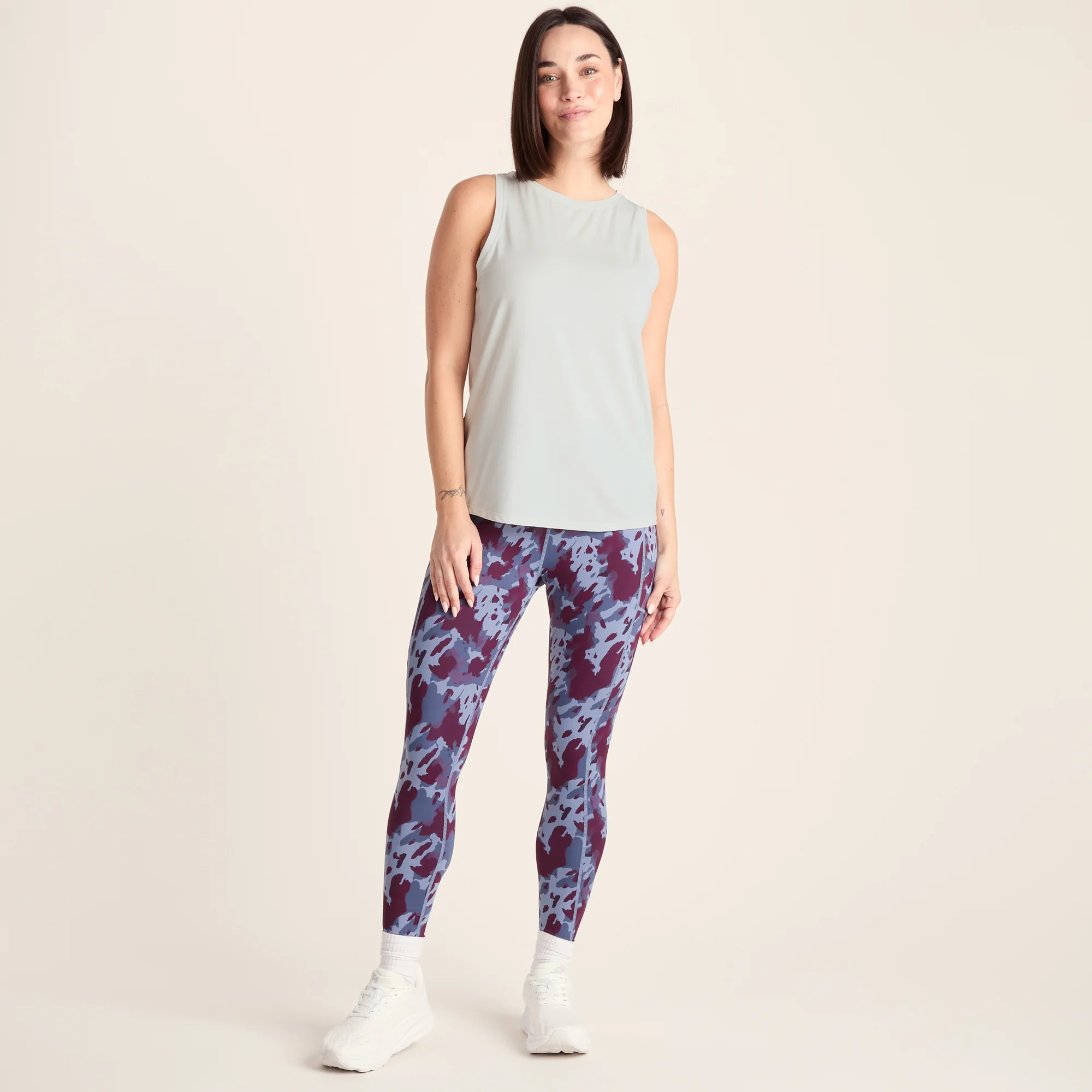 Orla Womens Performance Vest - Vanilla - Image 2
