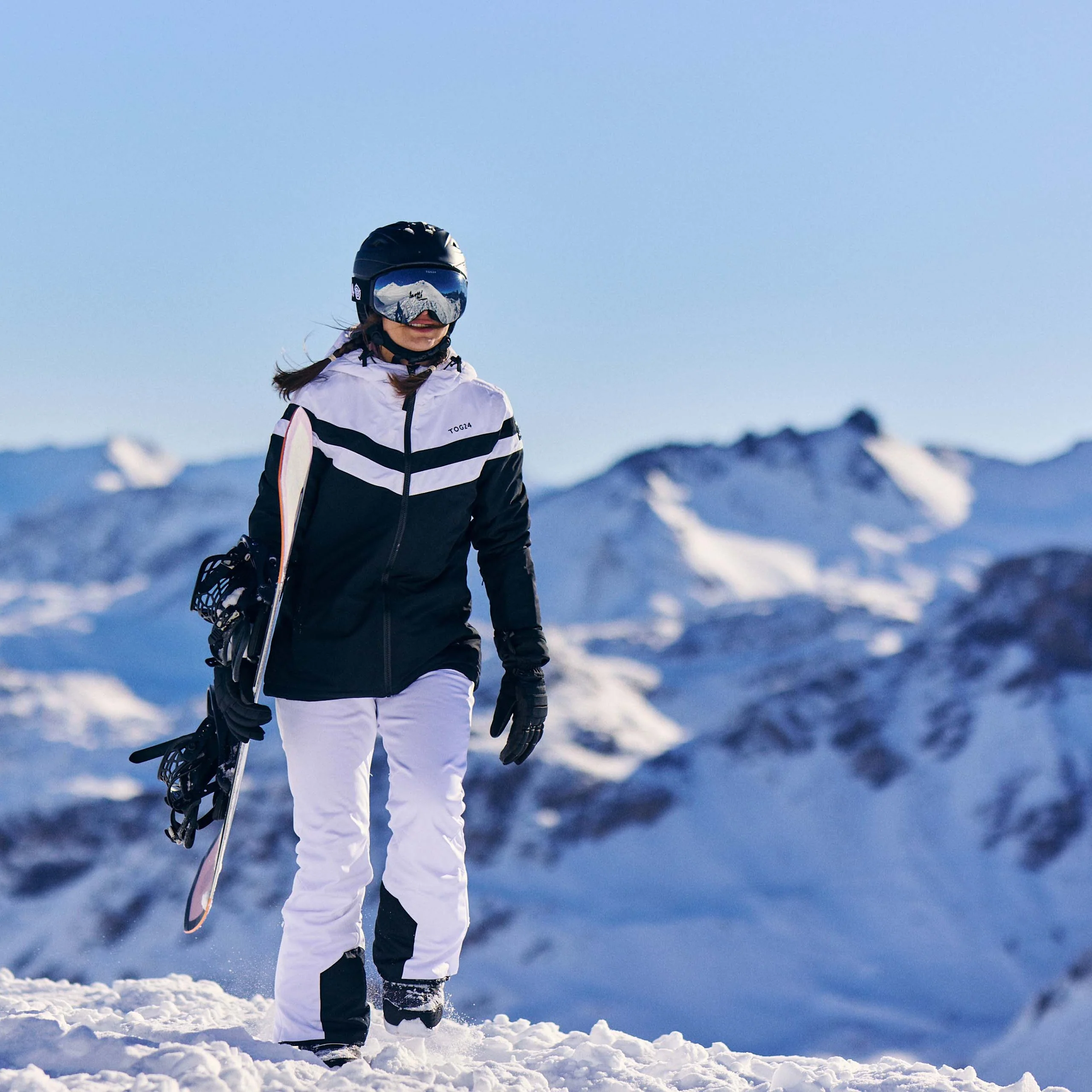 Panorama Womens Ski Jacket - Black/Optic White - Image 2