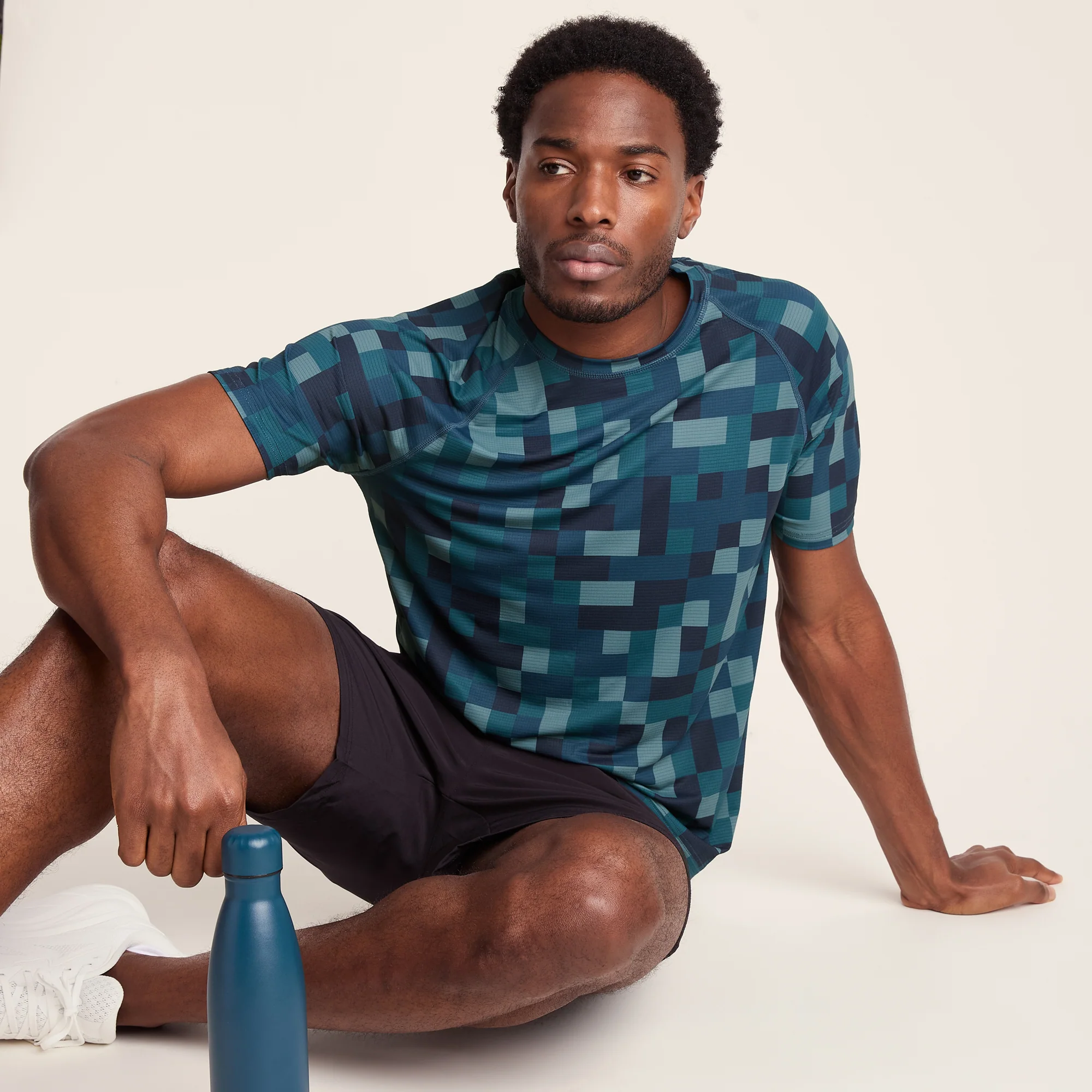 Rayan Mens Performance T-Shirt - Inky Blue Pixel Print - Image 5