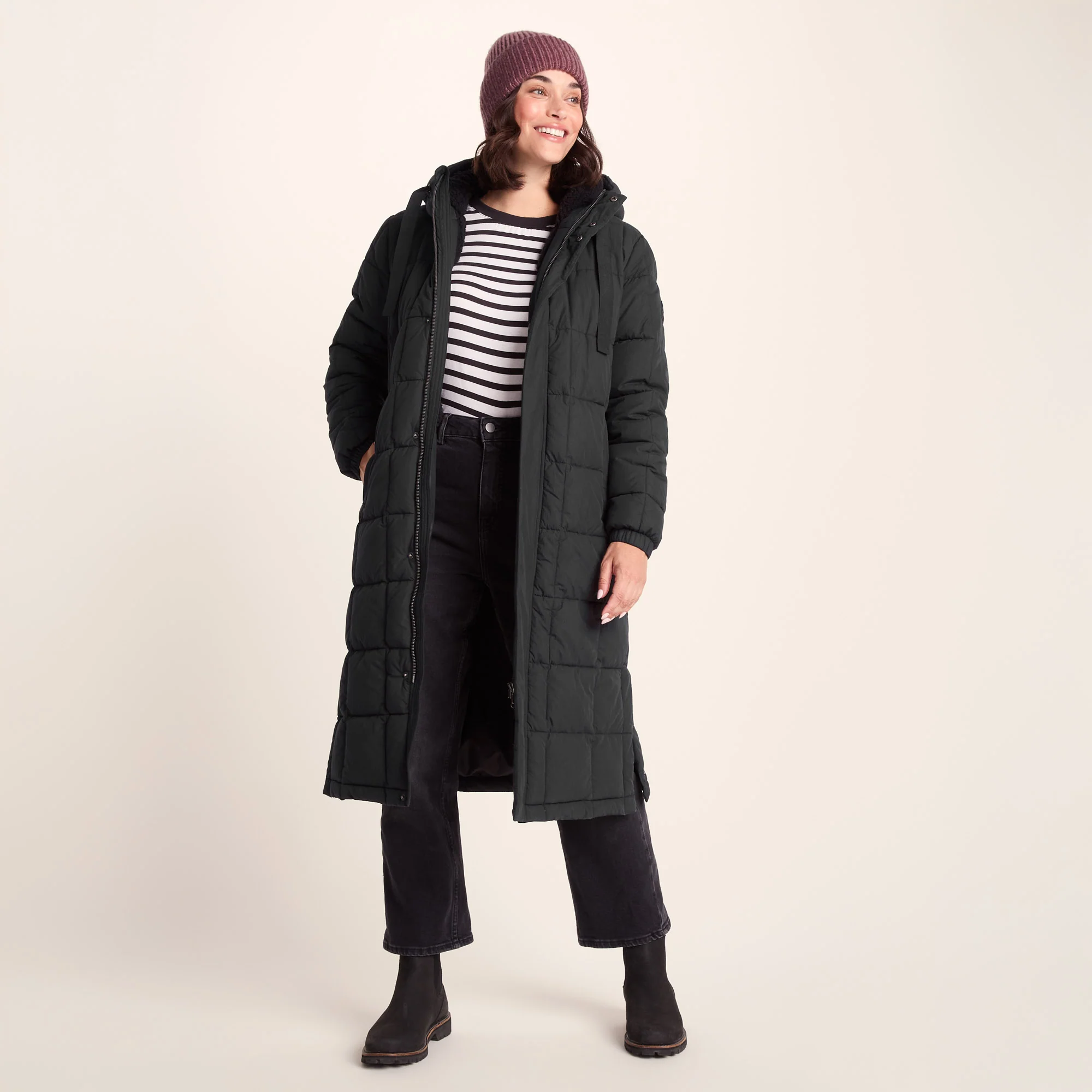 Saga Womens Long Shower Resistant Insulated Jacket - Black - Image 7
