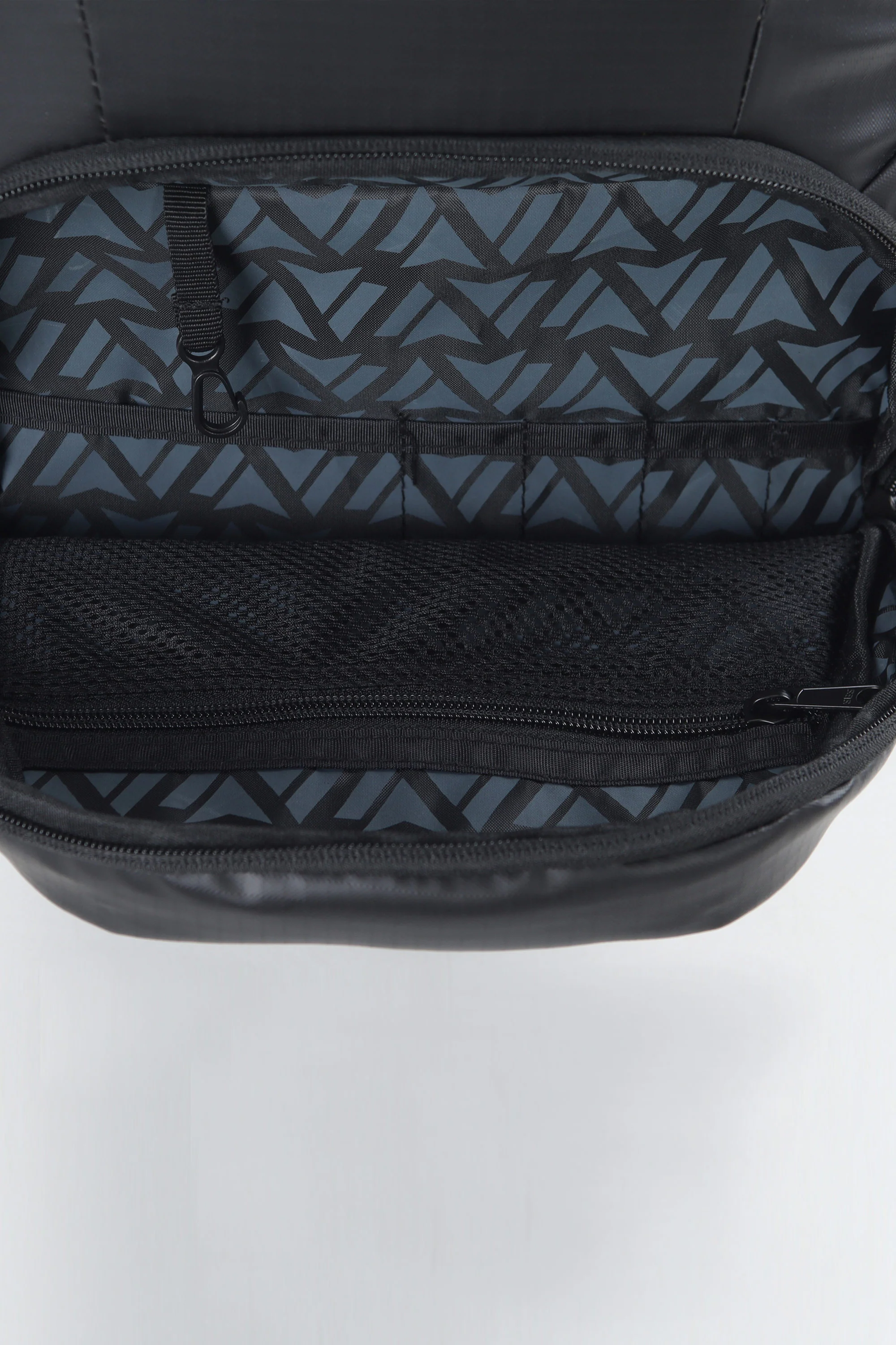 Surfanic Journey 25l Backpack - Grey - Image 16
