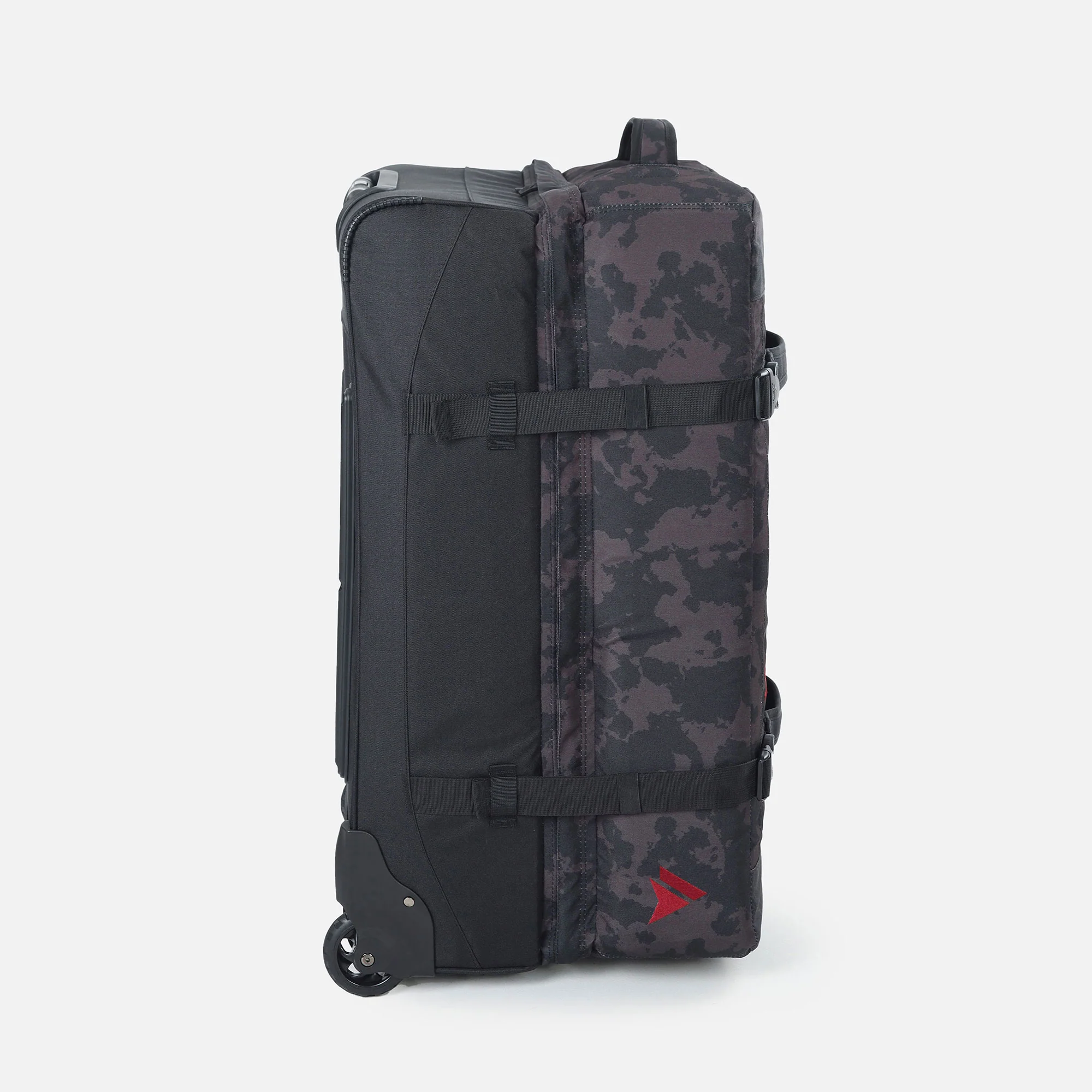 Surfanic Maxim 3.0 100L Roller Bag - Black - Image 5