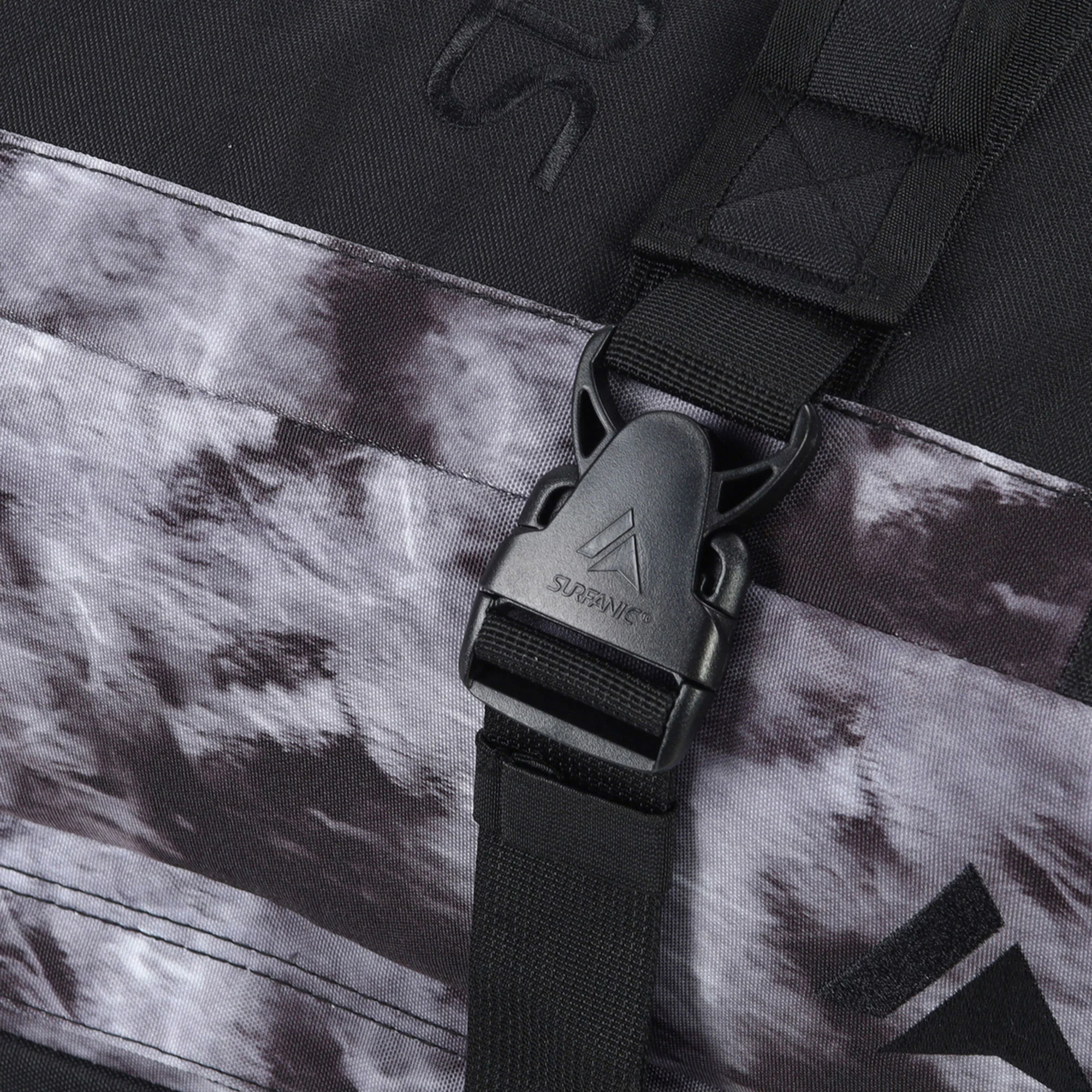 Surfanic Maxim 3.0 100L Roller Bag - Frostbite - Image 14