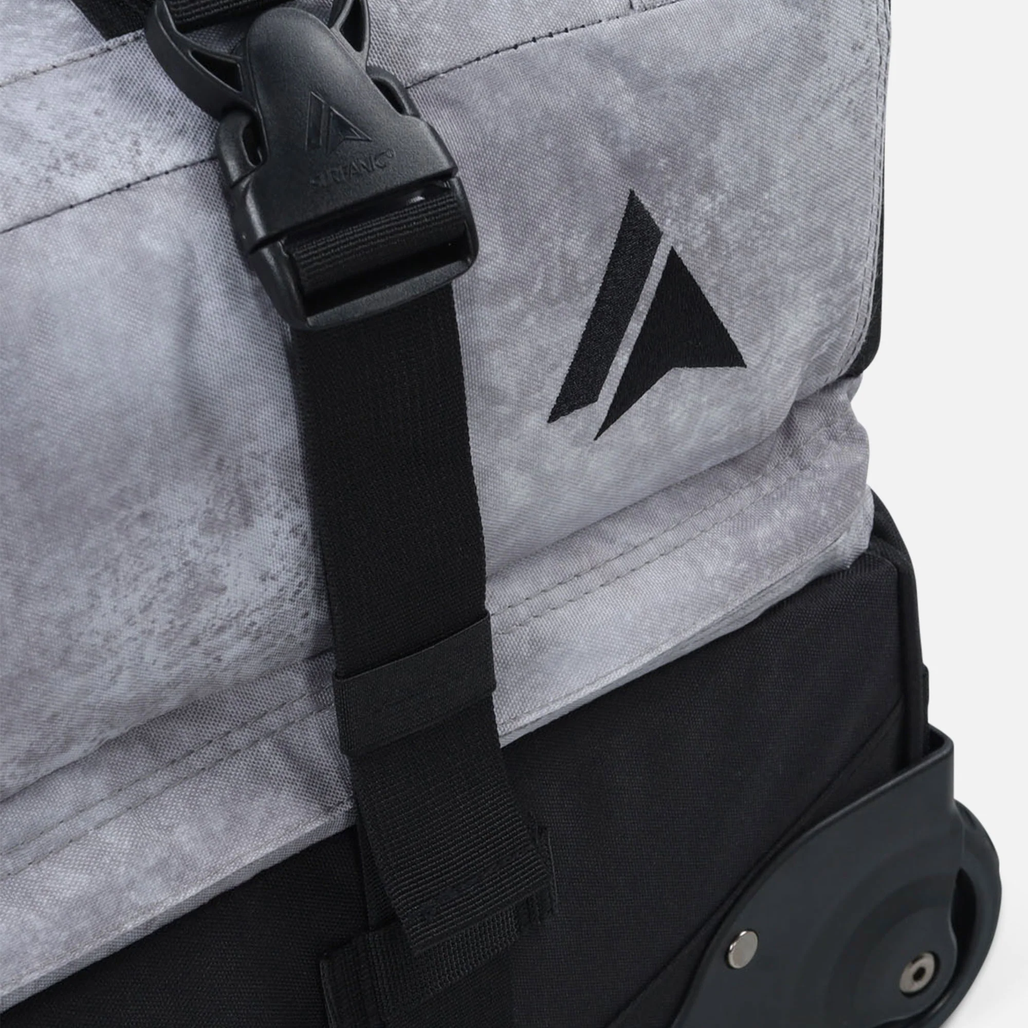 Surfanic Maxim 3.0 70L Roller Bag - Grey - Image 12
