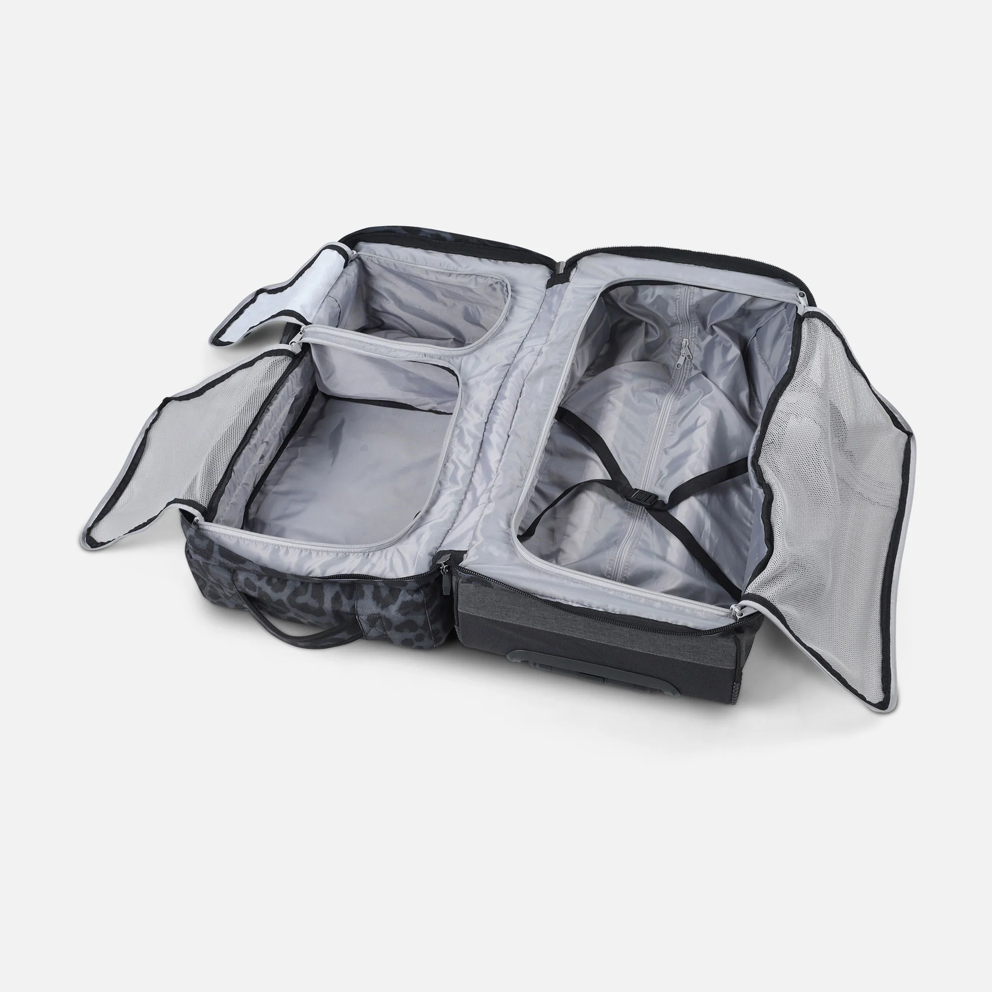 Surfanic Maxim 3.0 70L Roller Bag - Jet Black - Image 16