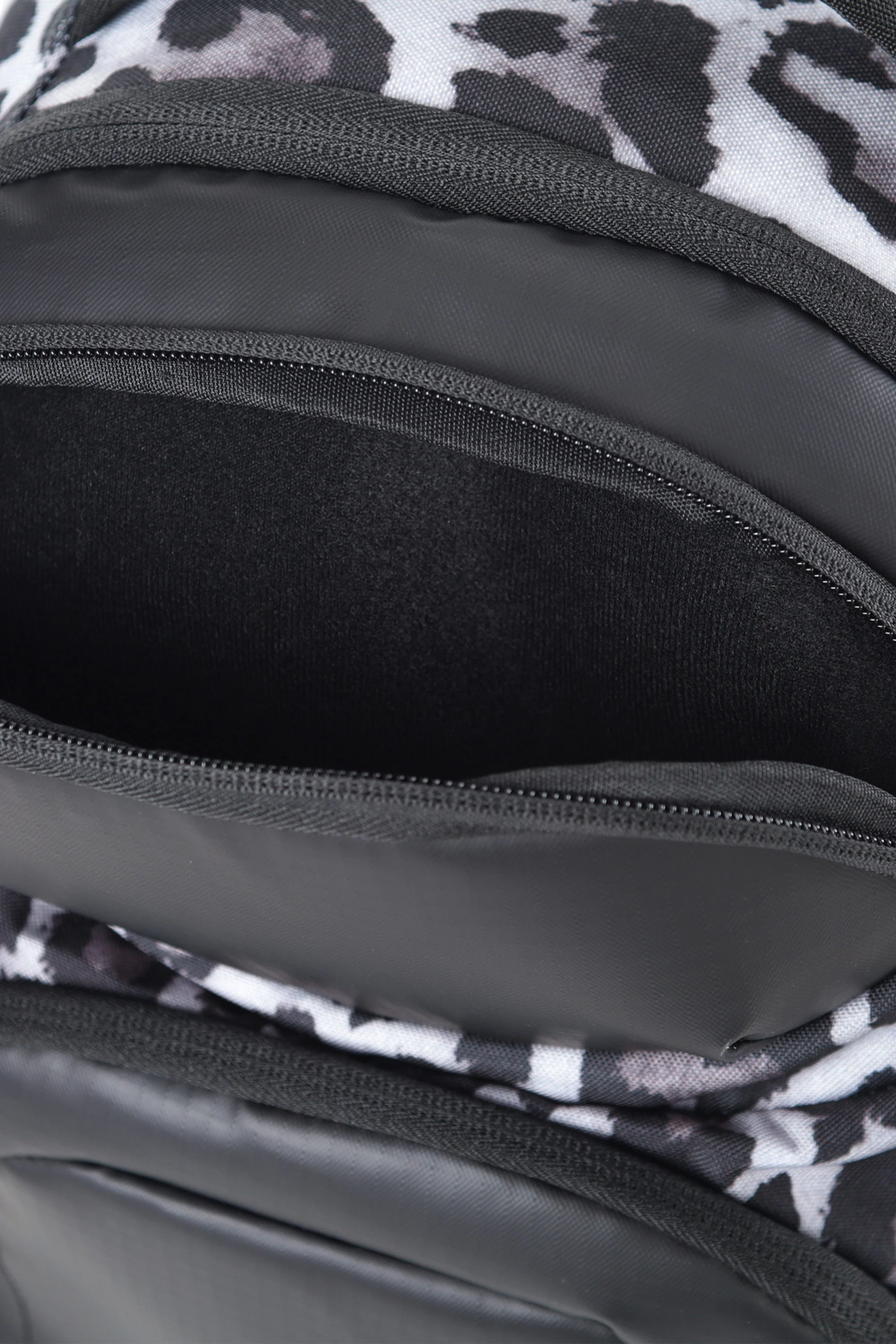 Surfanic Urban 20l Backpack - Ice - Image 12