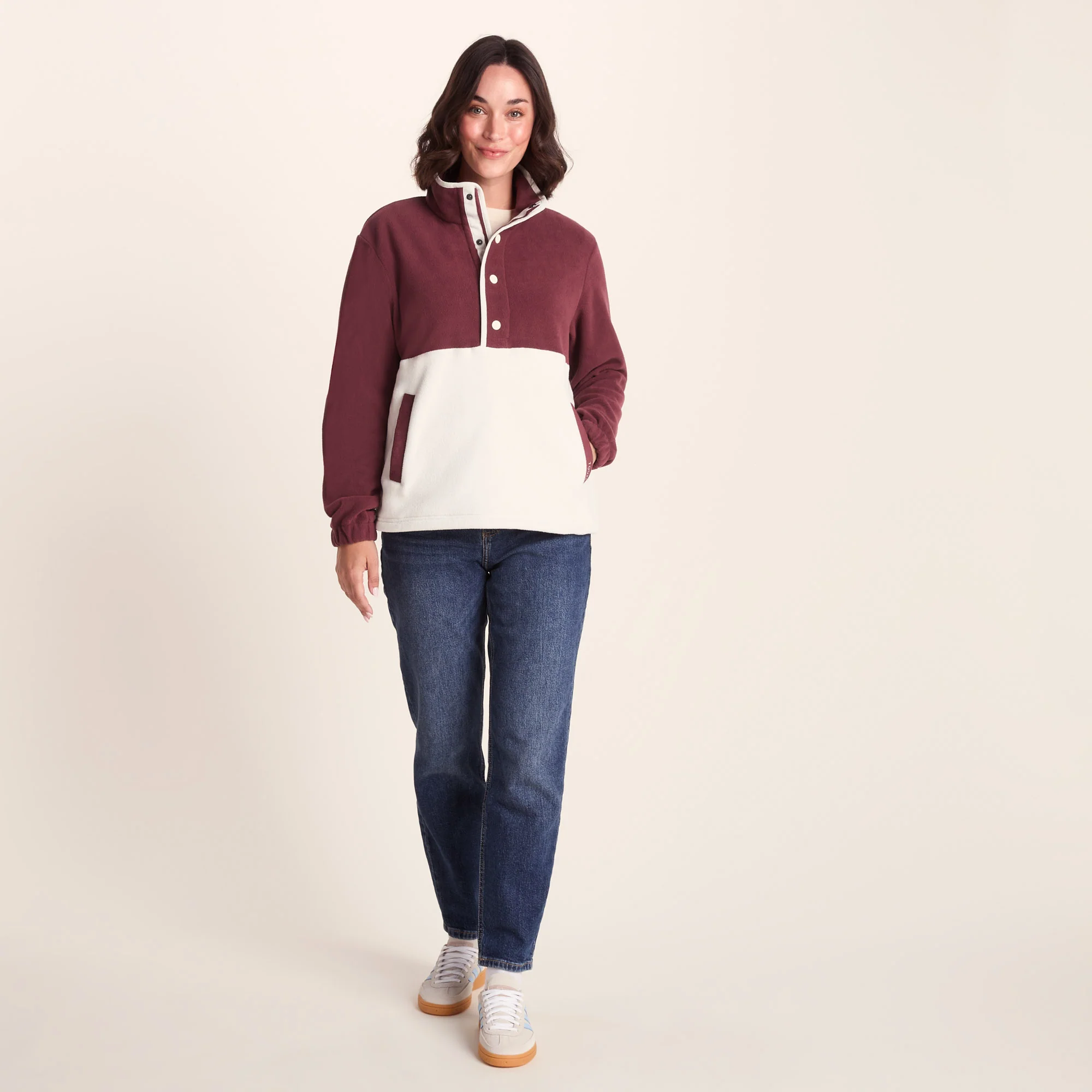 Symes Womens Relaxed Fit 1/2 Neck Microfleece Pullover - Vanilla/Burgundy - Image 2
