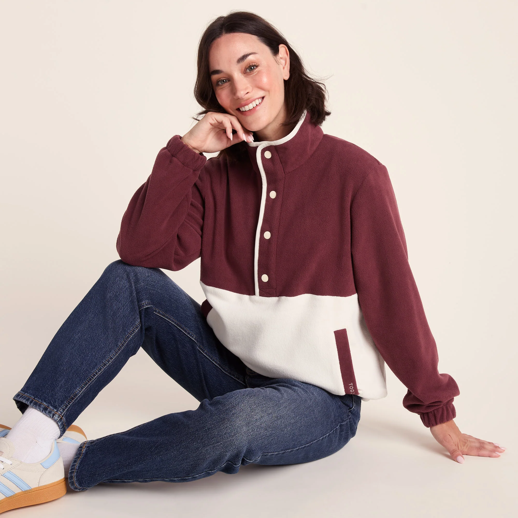Symes Womens Relaxed Fit 1/2 Neck Microfleece Pullover - Vanilla/Burgundy - Image 4