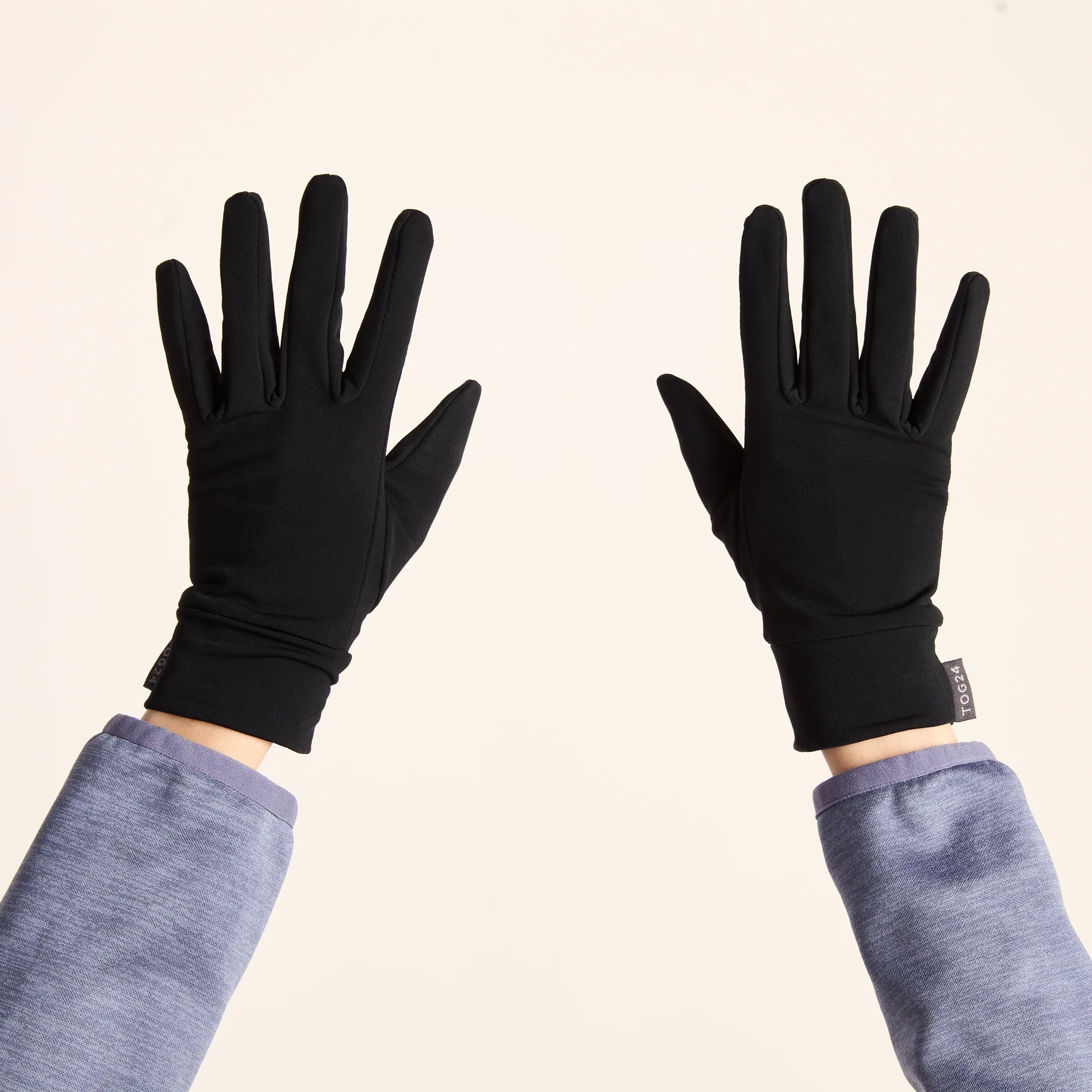 Trace Lightweight Stretch Gloves - Black - Image 2