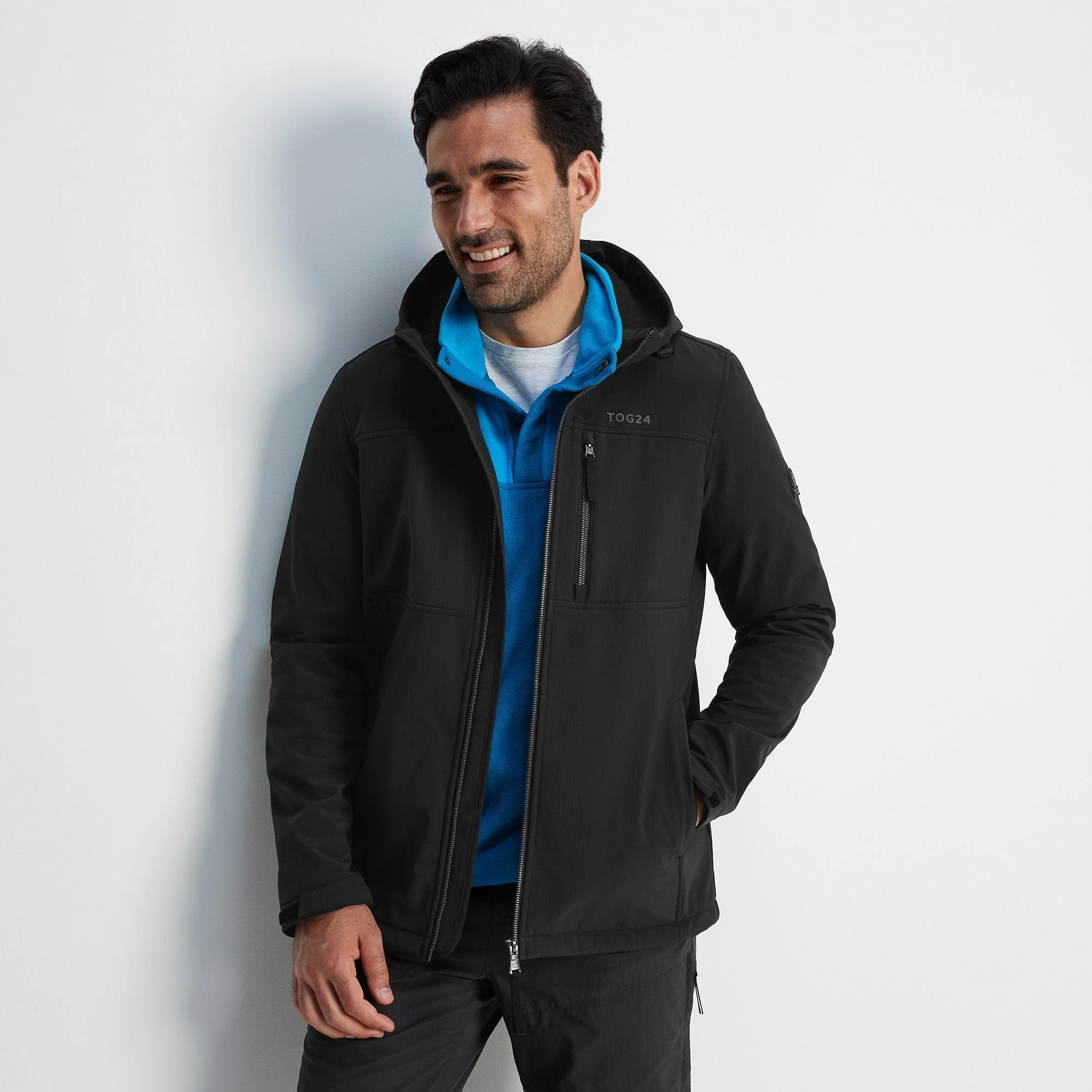 Truro Mens Hooded Softshell Jacket - Black - Image 5
