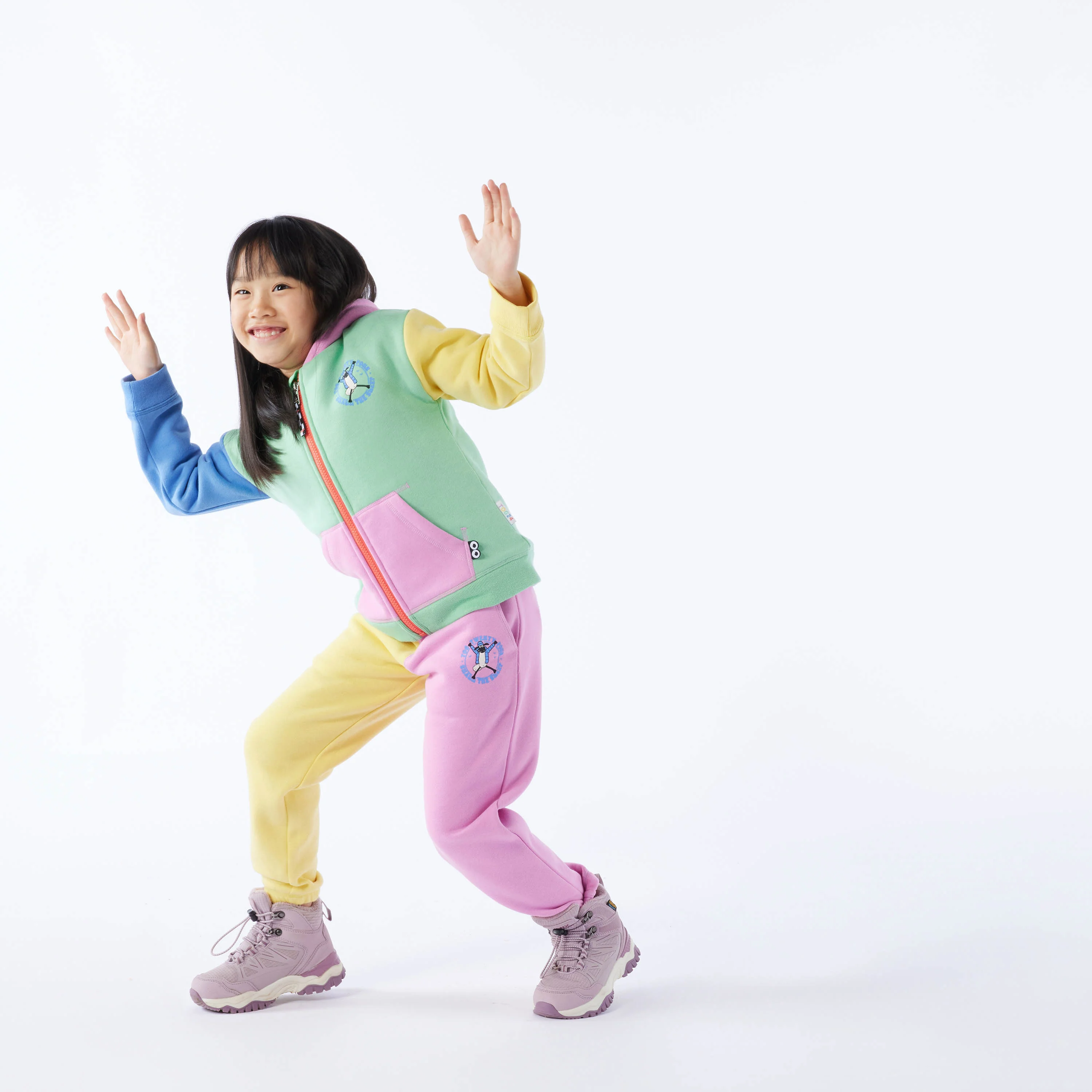 Valais Kids Shaun the Sheep Sweat Pant - Piglet Pink - Image 3