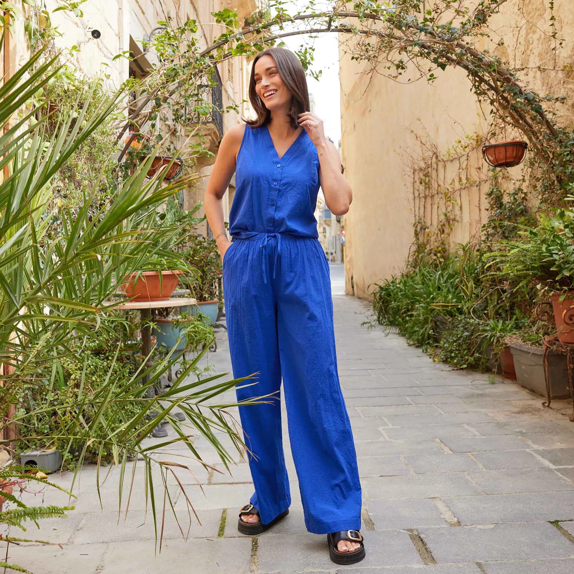Zuzanna Womens Supersoft Button Down Vest - Ultramarine Blue - Image 2